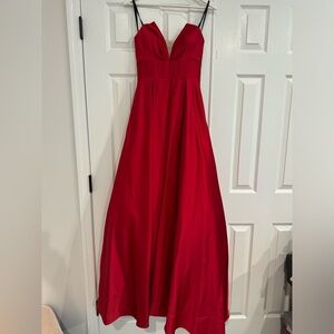 New Betsy&Adam gorgeous red dress